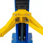 WEIZE 12000lbs 2 Post Car Lift with 220V 4HP Motor - Image 4